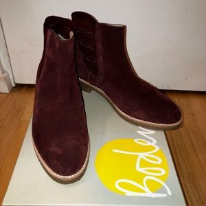 FOUND!- Boden Burgundy Suede Chelsea boots EU 41 US 10 Sparkle Elastic Gussets